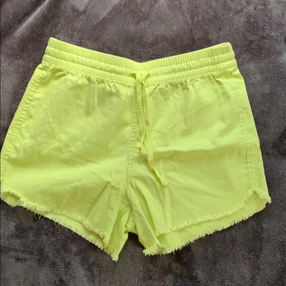 GAP raw hem shorts